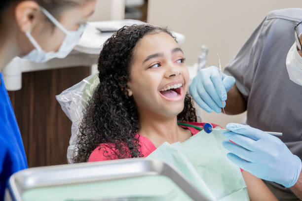Best Broken or Chipped Tooth Repair in Circle D Kc Estates, TX